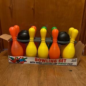 NIB RARE Vintage 80's Empire Crown Bowling Set - Pins Balls and Holder!‎ MST3K